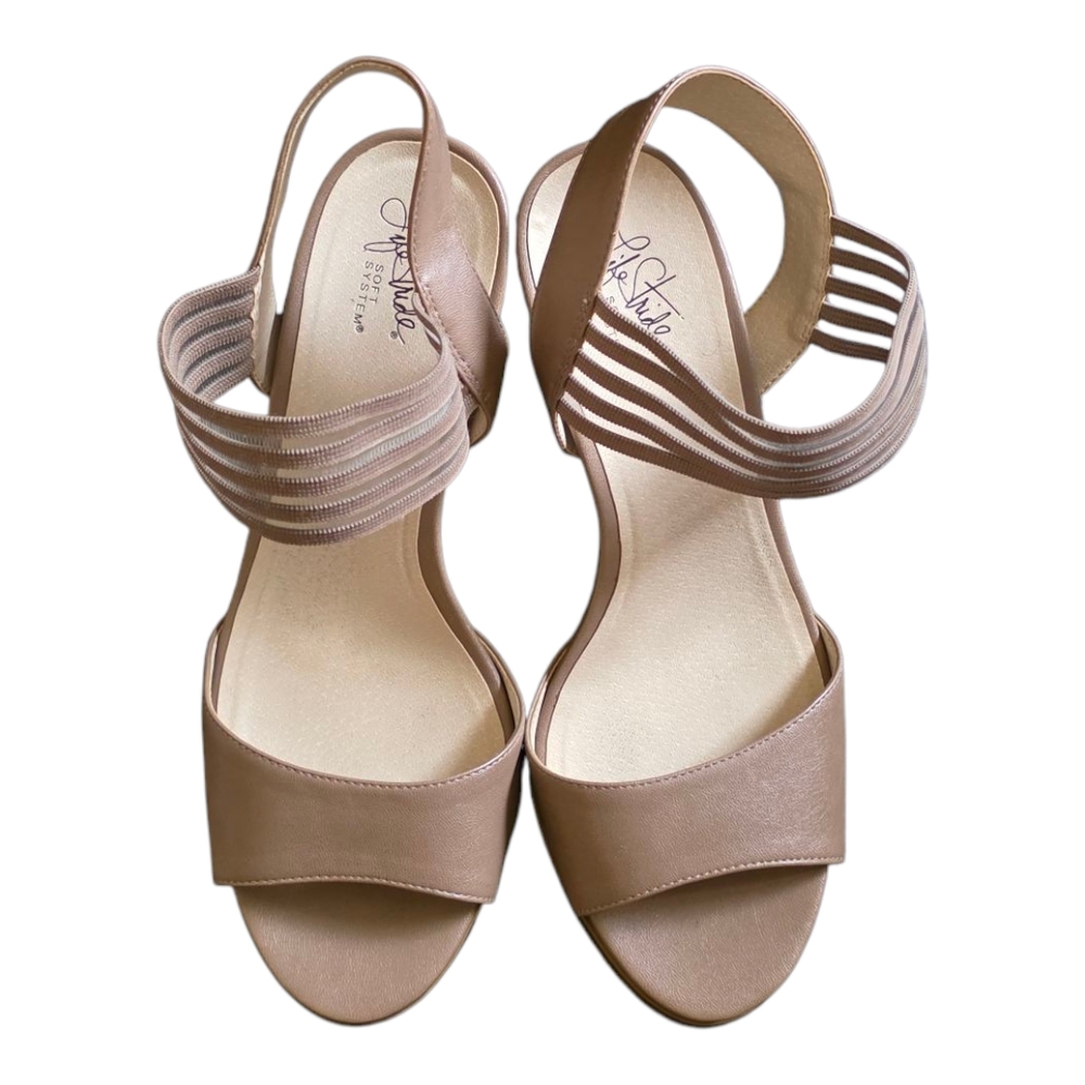 LifeStride Tan Wedge Sandals